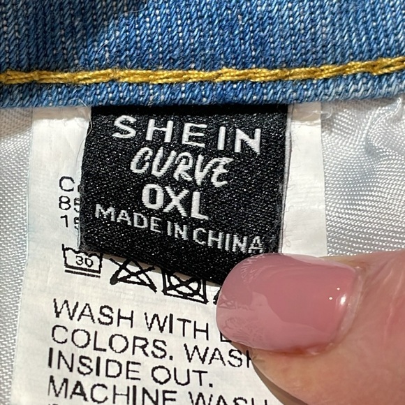 Shein Curve 0XL denim distressed bootcut light washed 5 pocket jeans - Picture 8 of 10